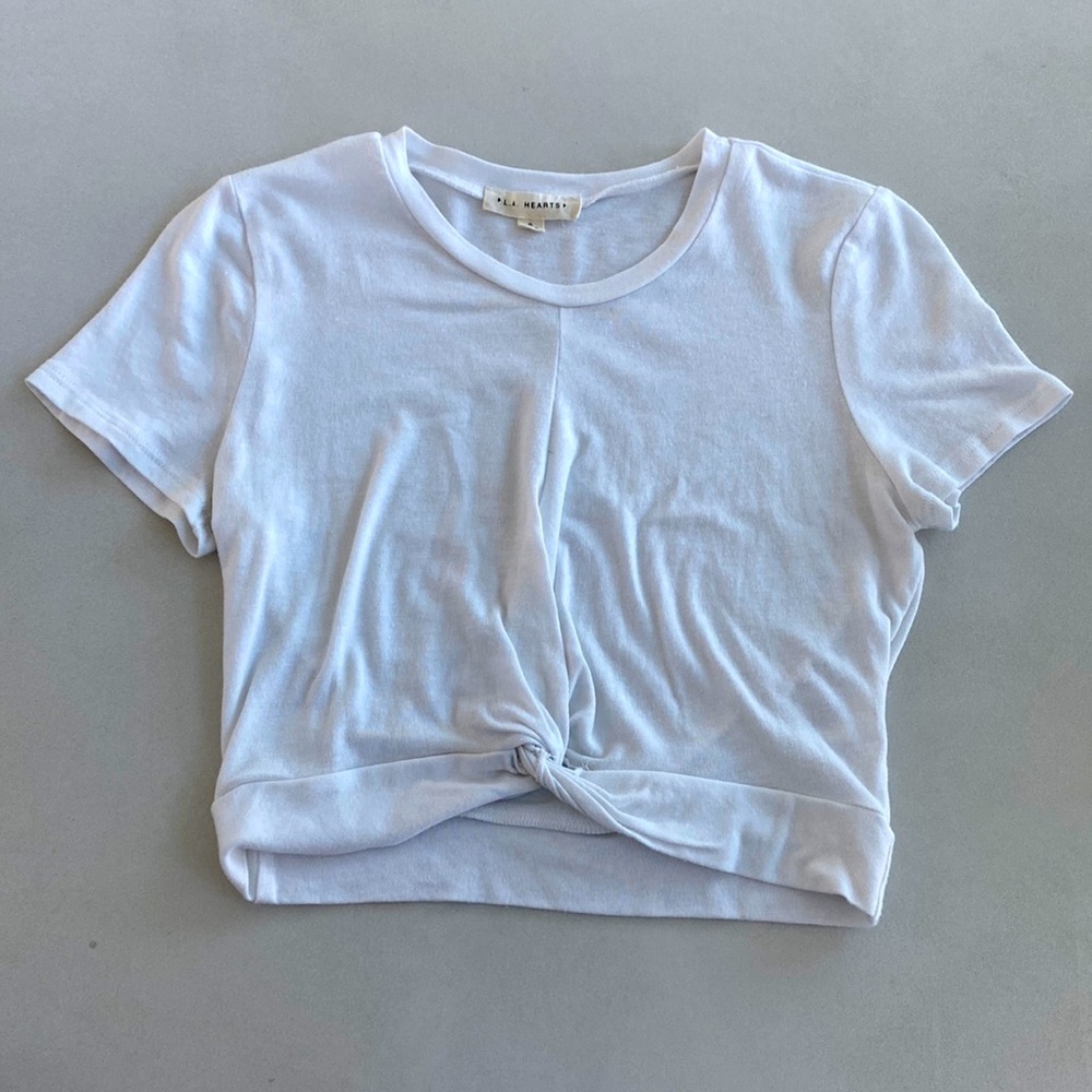 White crop top.